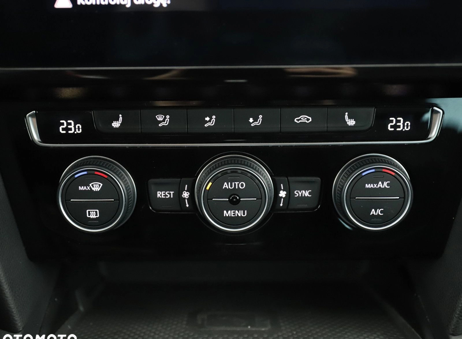 Volkswagen Passat cena 125800 przebieg: 131293, rok produkcji 2020 z Rybnik małe 781